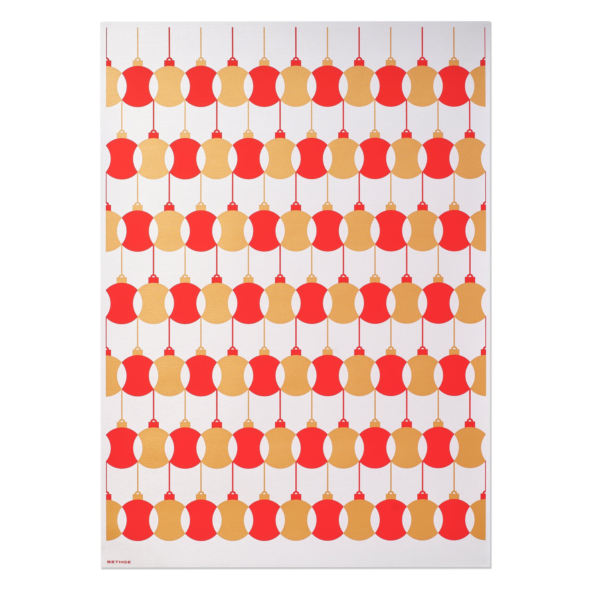 ChatGPT said:

A silver wrapping paper patterned with alternating rows of red and gold Christmas ornaments hanging from strings, creating a bold and festive design.