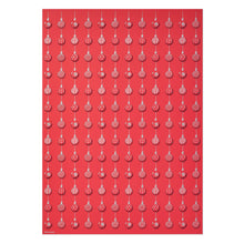 ChatGPT said:

A red wrapping paper patterned with rows of hanging Christmas ornaments in white and red, featuring various designs such as stripes, snowflakes, polka dots, and checkered patterns.